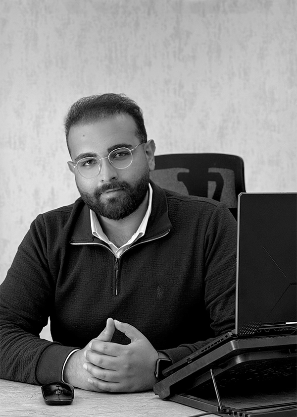 آرمین نصیری مدیر ارشد