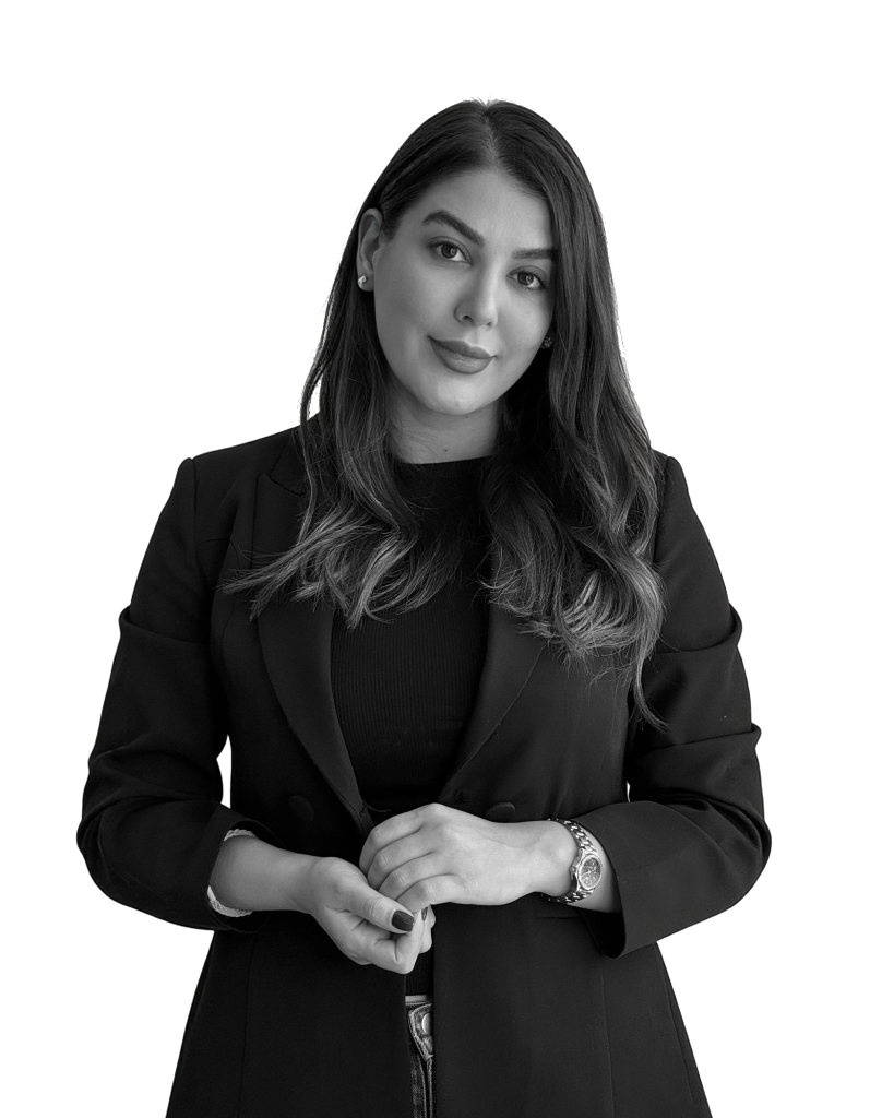 افسانه پاشاپور طراح ارشد